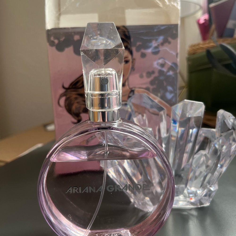 Ariana Grande, Rem Fragrance Lightly Used With Box Gem